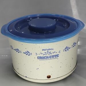 Rival Crock-Pot Stoneware Slow Cooker - Blue and Cream